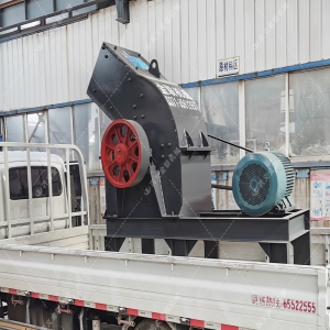 PC200x300不锈钢锤式破碎机发货图片_发往河北唐山_粉碎化肥